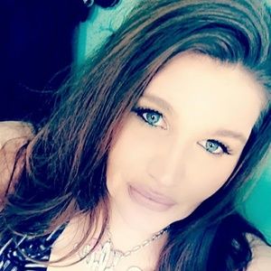 Meet your Posher, Samara